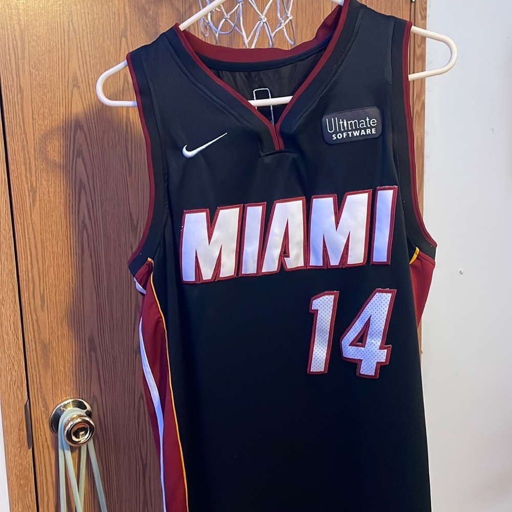 Tyler herro jersey